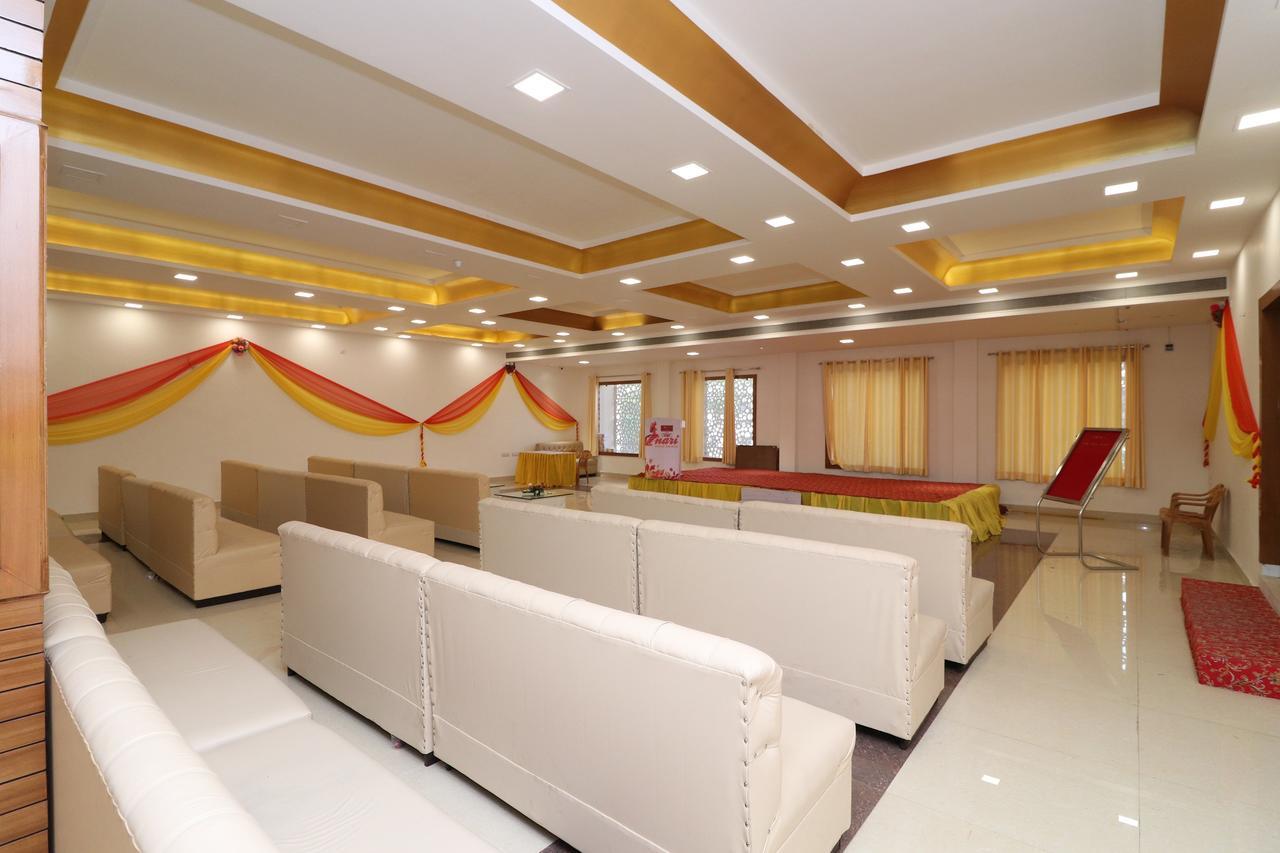 Oyo 13406 Hotel Golden Leaf Bareli Zewnętrze zdjęcie